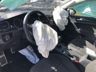 Volkswagen Golf 1.0 TSI  SOUND picture 5