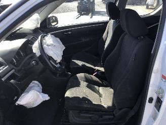 Suzuki Swift 1.2 picture 10