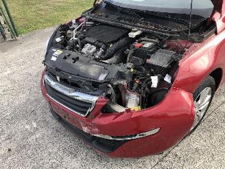 Peugeot 308 1.2 TURBO picture 7