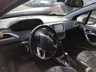 Peugeot 2008 1.6 HDI AUTOMATIQUE picture 5