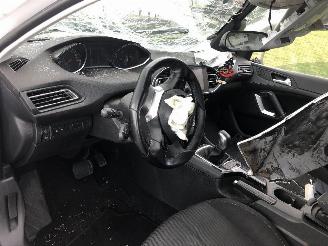 Peugeot 308 1.6 HDI AUTOMATIQUE picture 6