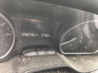 Peugeot 208 LIKE 1.2 picture 20