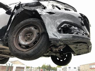 Peugeot 208 LIKE 1.2 picture 10