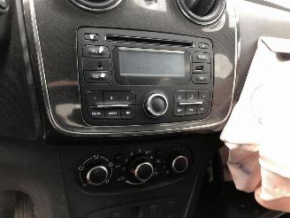 Dacia Sandero 1.0 picture 14