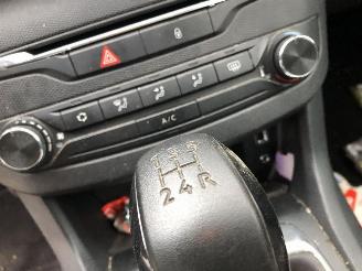 Peugeot 308 1.2 TURBO picture 15