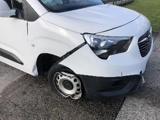 Opel Combo 1.5 CDTI picture 10