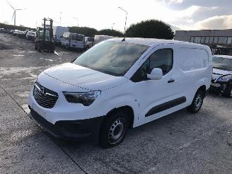 krockskadad bil bedrijf Opel Combo 1.5 CDTI 2020/6