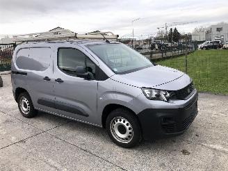 skadebil bedrijf Peugeot Partner 1.5 HDI PREMIUM 2019/7