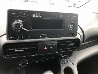 Peugeot Partner 1.5 HDI PREMIUM picture 17