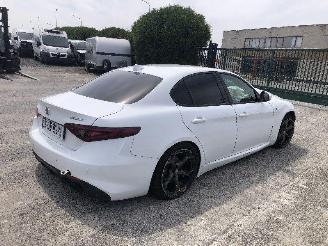 Voiture accidenté Alfa Romeo Giulia 2.2 d 2017/3
