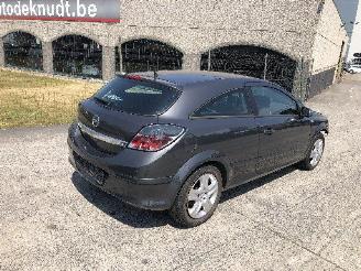 Coche accidentado Opel Astra 1.7 CDTI GTC 2009/2