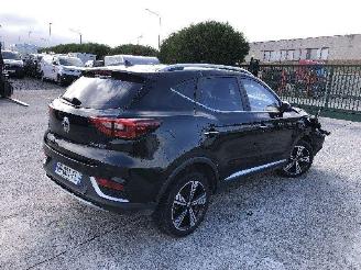 Schadeauto MG ZS  2021/8