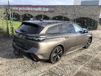 krockskadad bil auto Peugeot 308 SW   GT 2022/11