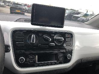 Volkswagen Up! 1.0 picture 14