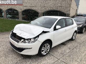 krockskadad bil auto Peugeot 308 1.2 2016/4