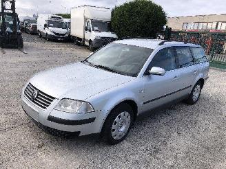 škoda osobní automobily Volkswagen Passat BREAK 1.9 TDI 130 2001/5