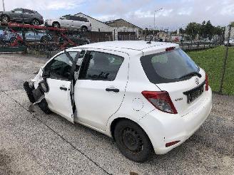Toyota Yaris 1.0 picture 4