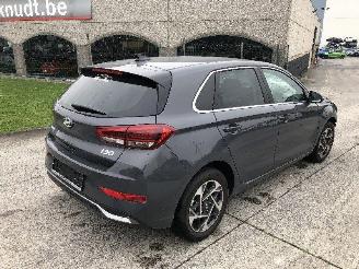 krockskadad bil auto Hyundai I-30 1.0 TURBO 2026/8