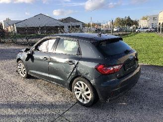 skadebil auto Audi A1 1.0 TFSI 2020/11