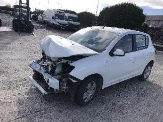 Dacia Sandero 1.0 picture 3