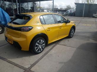 Peugeot e-208 Peugeot e-208 EV Active 50 kWh zie video !! picture 7