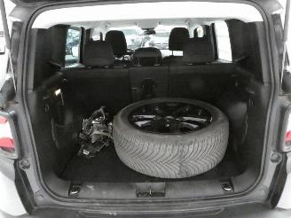 Jeep Renegade LONGITUDE picture 16