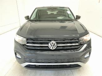 Volkswagen T-Cross  picture 2