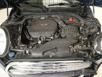 Mini Cooper 1.5D COOPER D picture 20