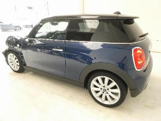 Mini Cooper 1.5D COOPER D picture 8