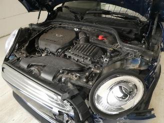 Mini Cooper 1.5D COOPER D picture 19