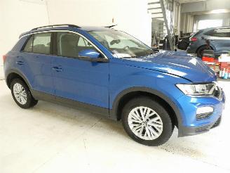 Volkswagen T-Roc  picture 10