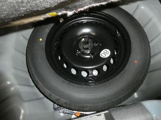 Dacia Sandero 1.0 III EXPRESSI picture 18