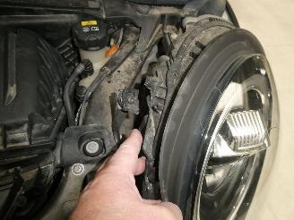 Mini Cooper 1.5 picture 19