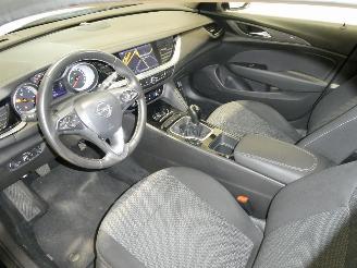 Opel Insignia 1.6D EDITION picture 23