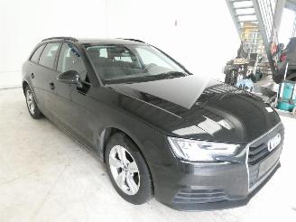Audi A4 2.0D AVANT picture 16