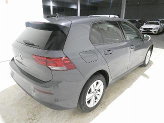 Volkswagen Golf LIFE picture 8