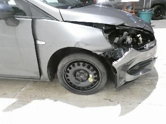 Opel Astra 1.5 D picture 9