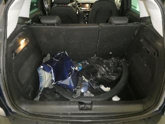 Opel Crossland X/ picture 17