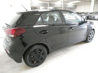 Hyundai I-20  picture 8