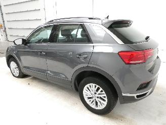 Volkswagen T-Roc 1.0 TSI picture 4