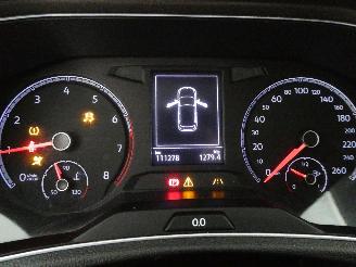 Volkswagen T-Roc 1.0 TSI picture 14