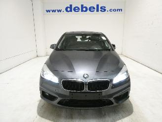 damaged passenger cars BMW 2-serie 1.5D D 2017/11