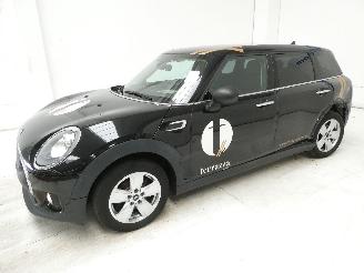 Mini Cooper ONE CLUBMAN picture 3