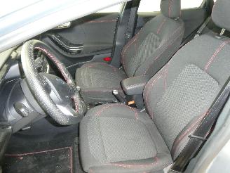 Ford Puma ST-LINE picture 17
