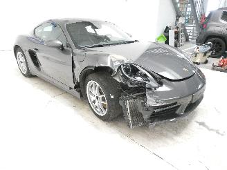 Porsche 718 Cayman CAYMAN picture 8