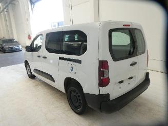 Peugeot Partner 1.5BHDI L2 picture 6