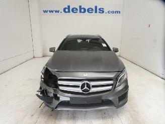 skadebil auto Mercedes GLA  2016/5