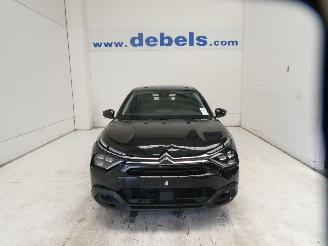 Schadeauto Citroën C4 SHINE 1.2 PURE TECH 2023/6