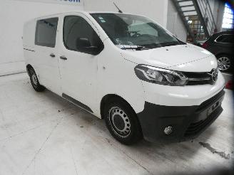 Toyota ProAce 1.5D MWB ACTIVE picture 16