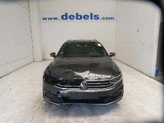 skadebil auto Volkswagen Passat GTE 2020/10